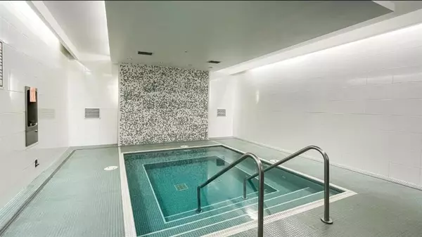 10866 City Pkwy #113 Surrey, BC V3T 5W9