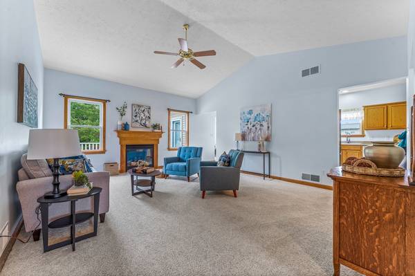 46 Wynfield Ln New Wilmington, PA 16142