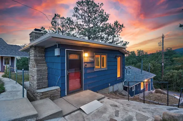 1944 Mid Rd, Colorado Springs, CO 80906