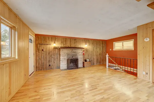 1944 Mid Rd, Colorado Springs, CO 80906