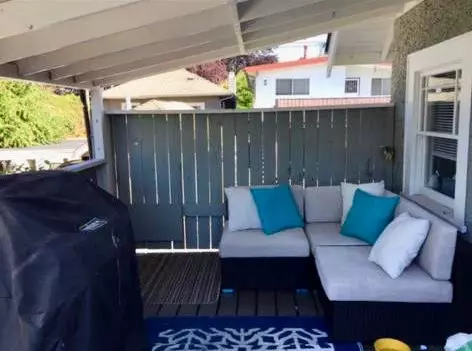 Vancouver, BC V6P 5V8,651x Yew Street