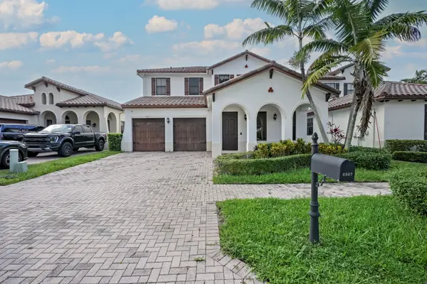 8507 NW 41st St, Cooper City, FL 33024