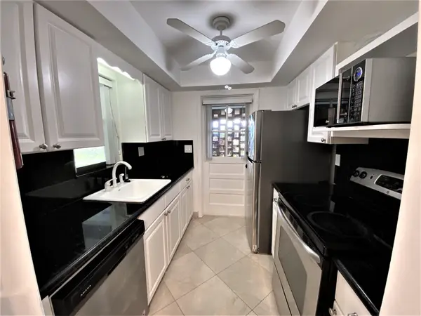 300 NW 42nd St, Boca Raton, FL 33431