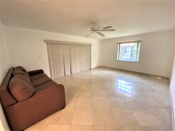300 NW 42nd St, Boca Raton, FL 33431