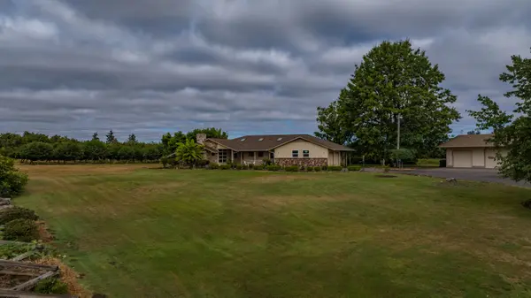 7855 72nd Ave NE, Salem, OR 97305