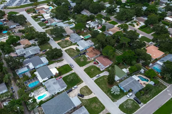 St Petersburg, FL 33710,7710 33rd Ave N