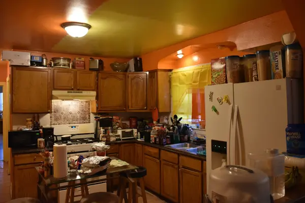 8756 S Colfax Ave, Chicago, IL 60617