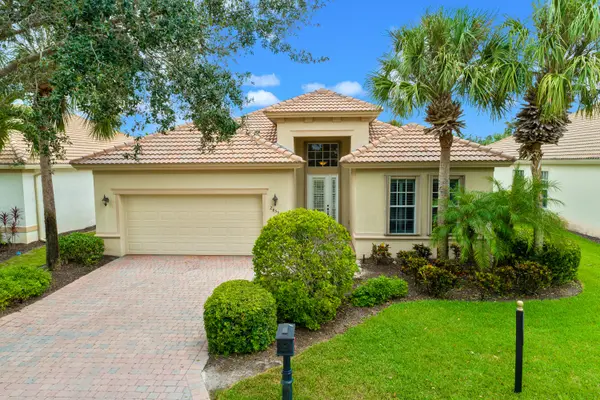 28537 Risorsa Pl, Bonita Springs, FL 34135