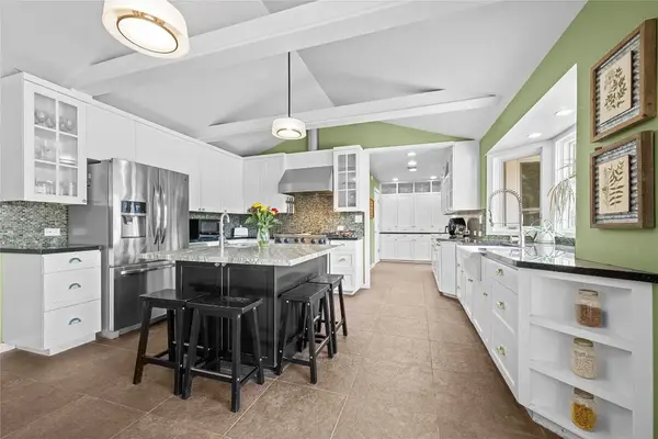 7325 Chapman Rd, North Richland Hills, TX 76182