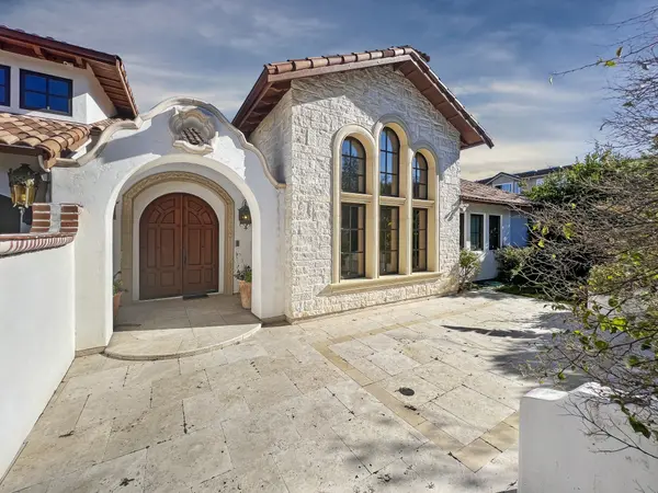 15928 Union Ave, Los Gatos, CA 95032