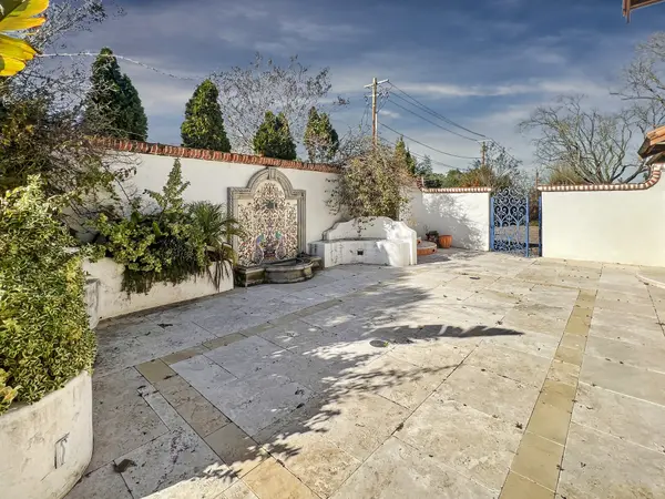 15928 Union Ave, Los Gatos, CA 95032