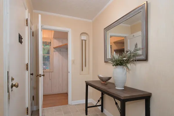 110 NW 12th St, Gresham, OR 97030