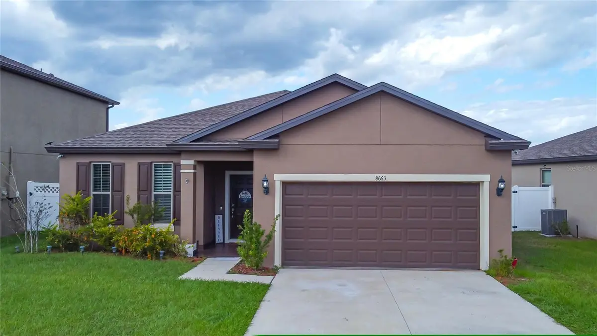 8663 Rindge Rd, Polk City, FL 33868