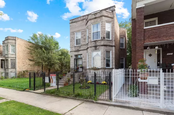 Chicago, IL 60609,5427 S Aberdeen St