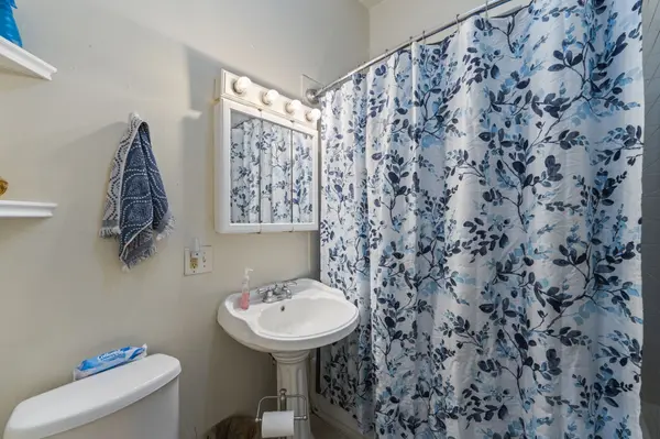 5427 S Aberdeen St, Chicago, IL 60609