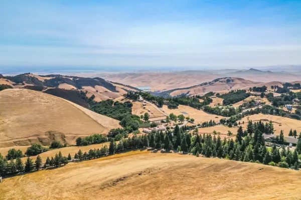 10 Storybook Ln, Livermore, CA 94551