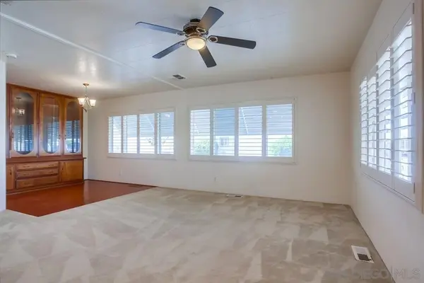 276 N El Camino Real #38, Oceanside 92058,