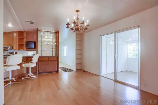 276 N El Camino Real #38, Oceanside 92058,