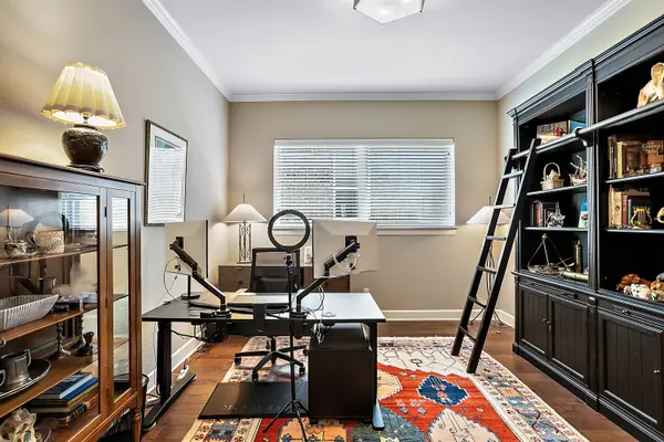 5608 Cherokee Draw Rd, Austin, TX 78738