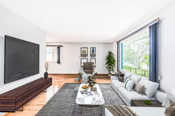 Calgary, AB T2A 1H4,1127 39 St SE