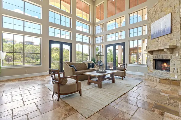 26 Water Front Ave, Lakeway, TX 78734