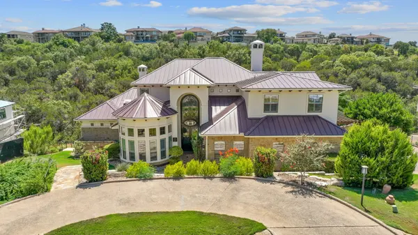 26 Water Front Ave, Lakeway, TX 78734