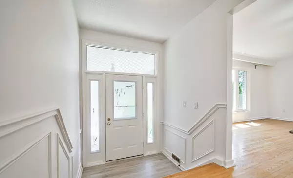 Burlington, ON L7L 1X8,4395 Longmoor Dr