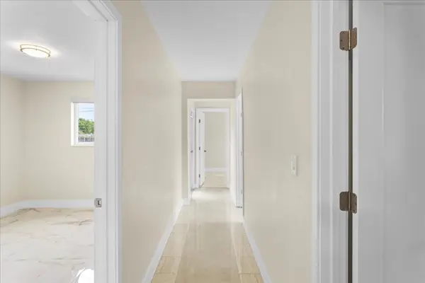 2321 N 61st Ave, Hollywood, FL 33024