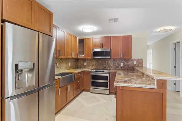 2321 N 61st Ave, Hollywood, FL 33024