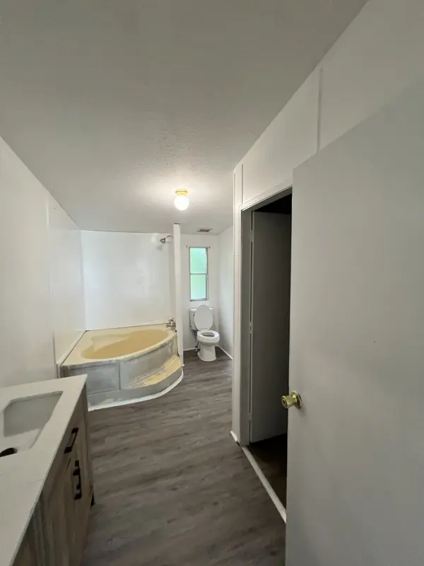 Rainbow Ln, Jonesville, SC 29353-3428