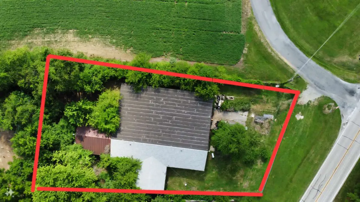 26805 IL-3, Godfrey, IL 62035-3658