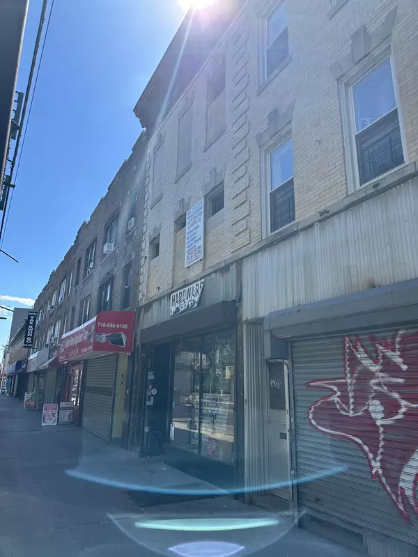 E 34th St, Brooklyn, NY 11234-4819