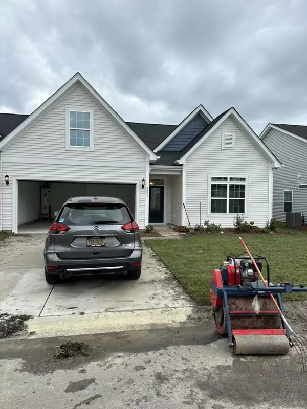 Radcliff Dr NW, Calabash, NC 28467
