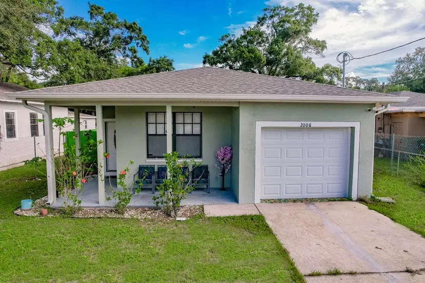 E 33rd Ave, Tampa, FL 33610-8138