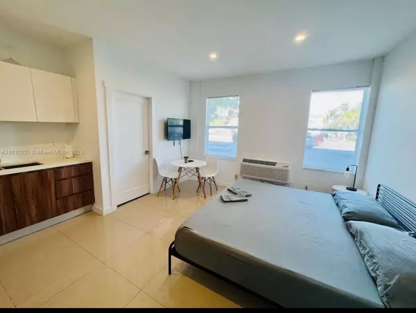 Miami Beach, FL 33141-2902,Marseille Dr