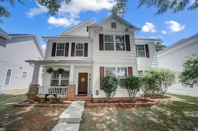 Carrington Ridge Dr, Huntersville, NC 28078-1204