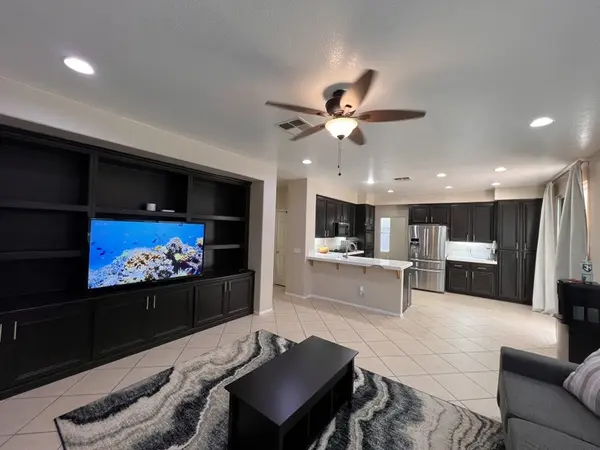 33677 Nandina Ln, Murrieta, CA 92563-3403
