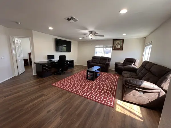 33677 Nandina Ln, Murrieta, CA 92563-3403