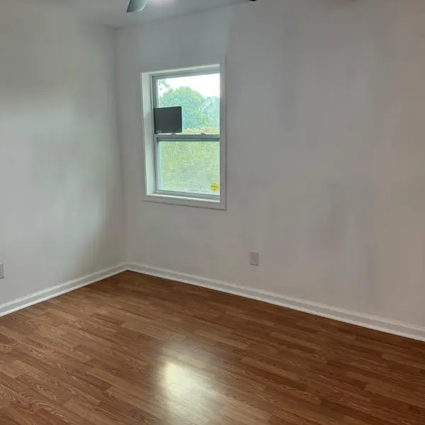 1915 Campbellton Rd SW, Atlanta, GA 30311-4801