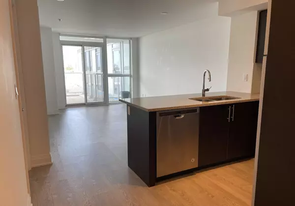 Oakville, ON L6K 0H9,55 Speers Rd #410