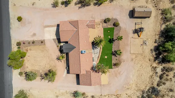 19821 W Medlock Dr, Litchfield Park, AZ 85340-9472
