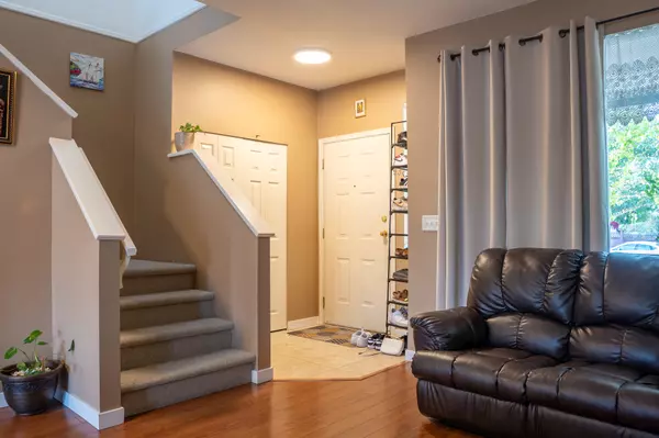 Surrey, BC V3S 9B8,6682 184 St