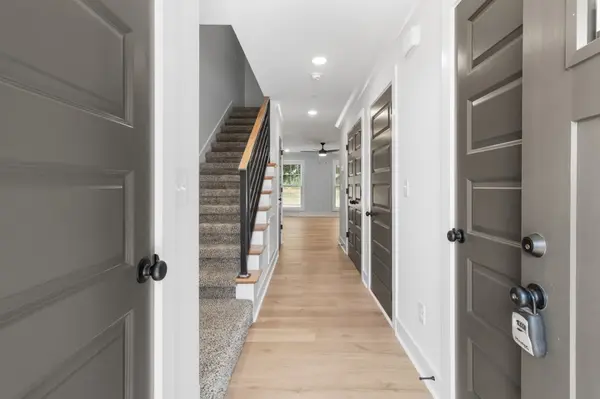 1088 Old Clarksville Pike, Pleasant View, TN 37146-8088