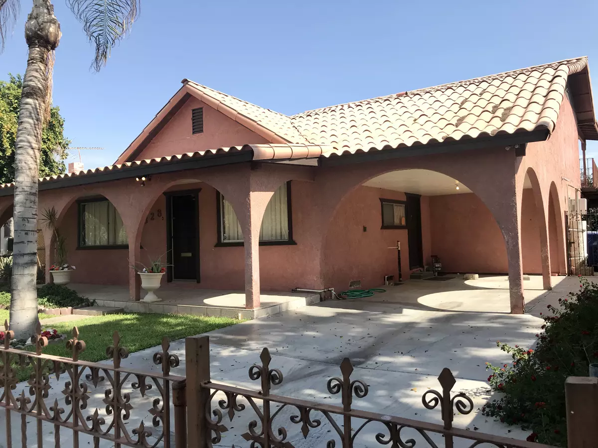 Brawley, CA 92227-1515,328 E B St