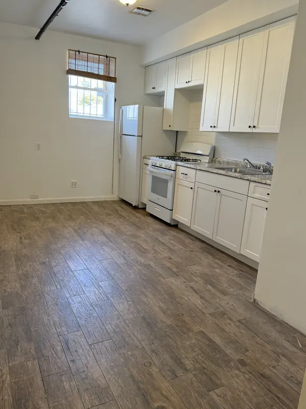 103 Water St, Staten Island, NY 10304-2760