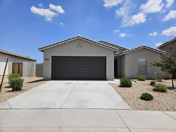 1074 W Greyhawk Loop, Casa Grande, AZ 85122-6660