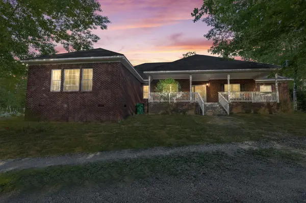 390 Winding Creek Dr, Carthage, NC 28327-8734