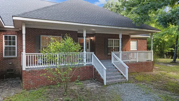 390 Winding Creek Dr, Carthage, NC 28327-8734