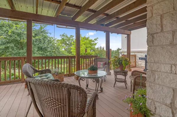 Liberty Hill, TX 78642-4825,112 Overlook Dr
