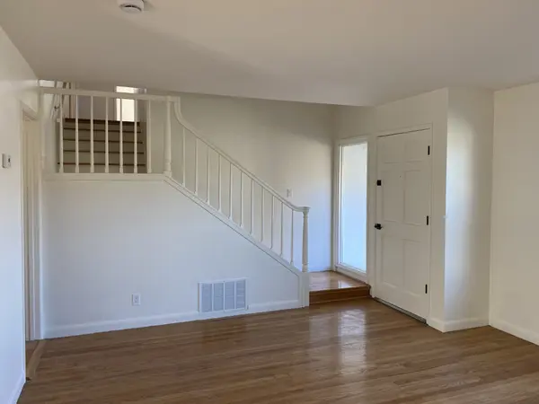 220 Beegum Way, San Jose, CA 95123-3605